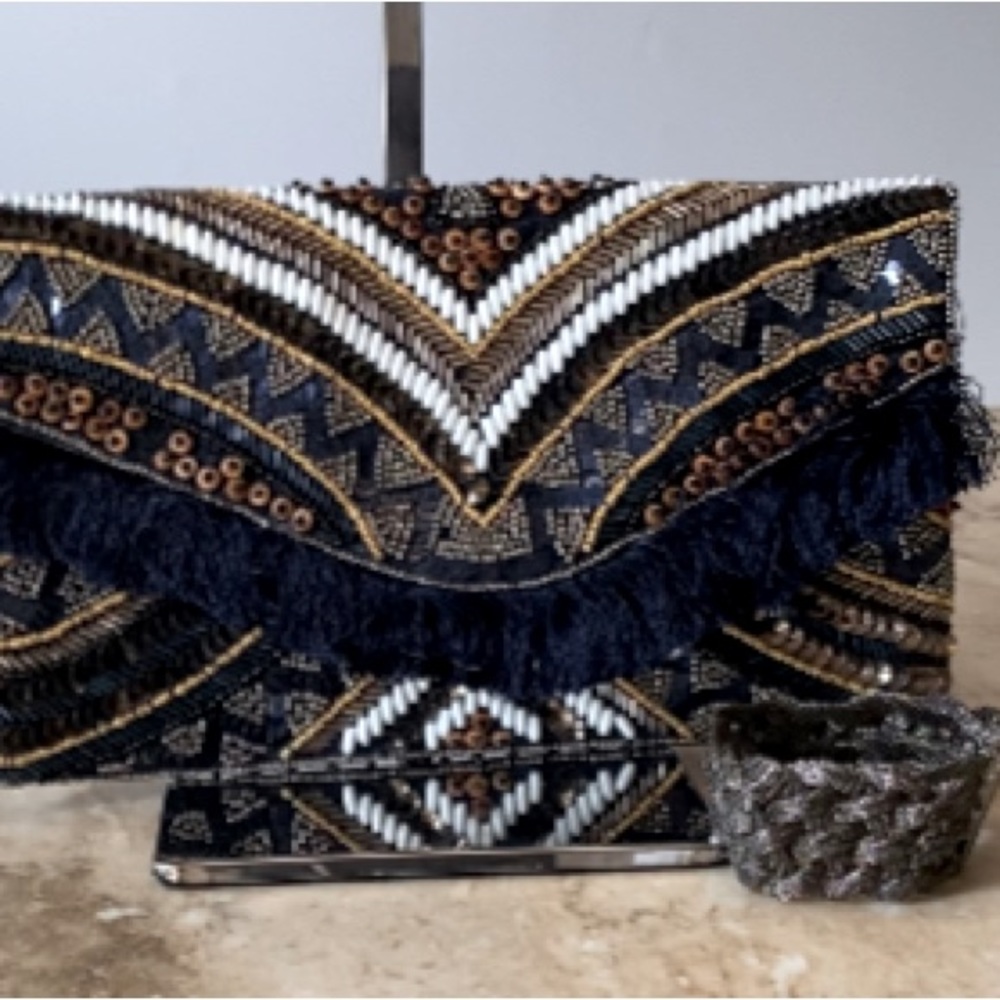 EVENING BAG and bracelet